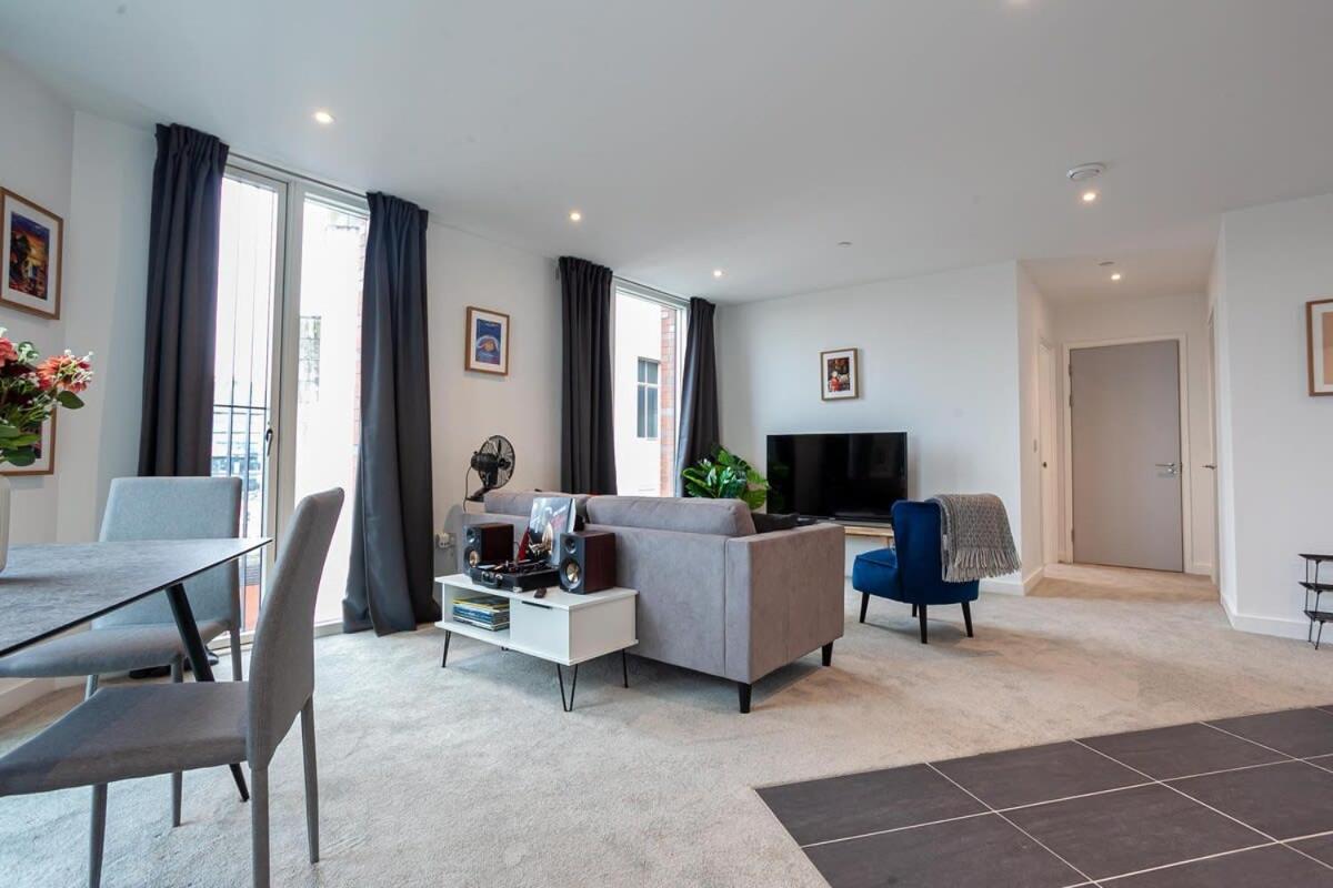 Spacious 2 Bed Apartment In Central 曼彻斯特 外观 照片